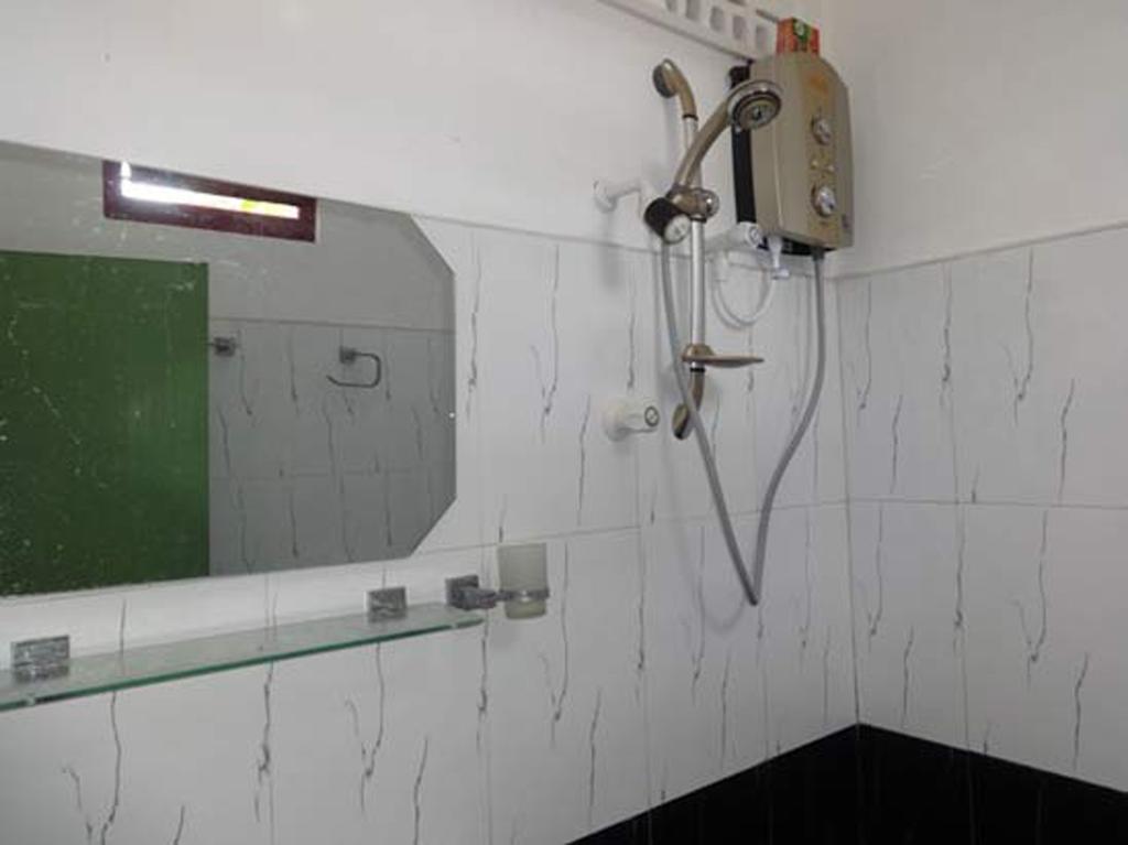 Dutch Bay Beach Cottages Trincomalee Room photo