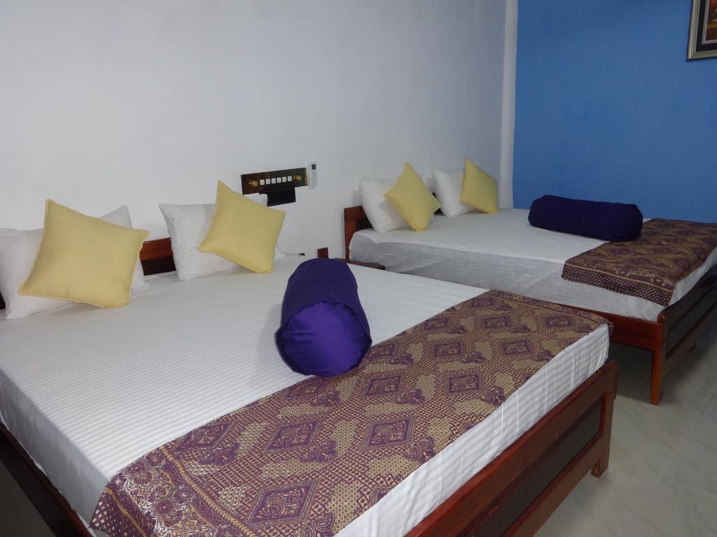 Dutch Bay Beach Cottages Trincomalee Exterior photo